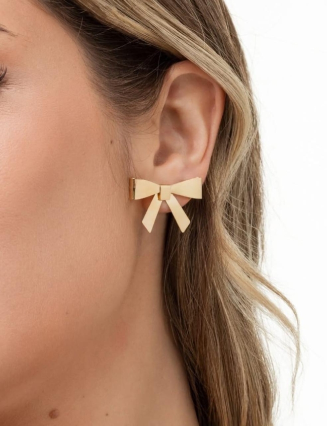 Brinco laço banhado